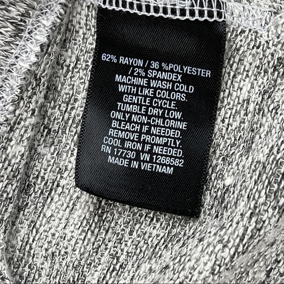 Mossimo Sweater Tank Top Womens Small Gray A Line Sleeveless - Picture 3 of 8